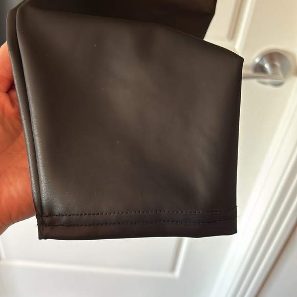 NWOT Leather looking leggings - Picture 3 of 5